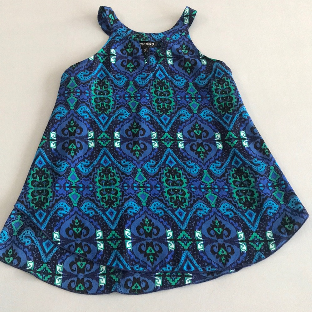 Key hole sleeveless blouse